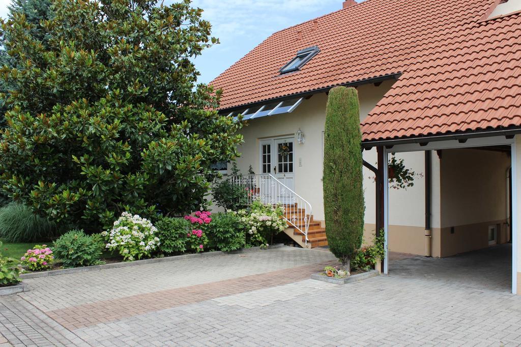 Ferienwohnung Fleck Rust Exterior photo
